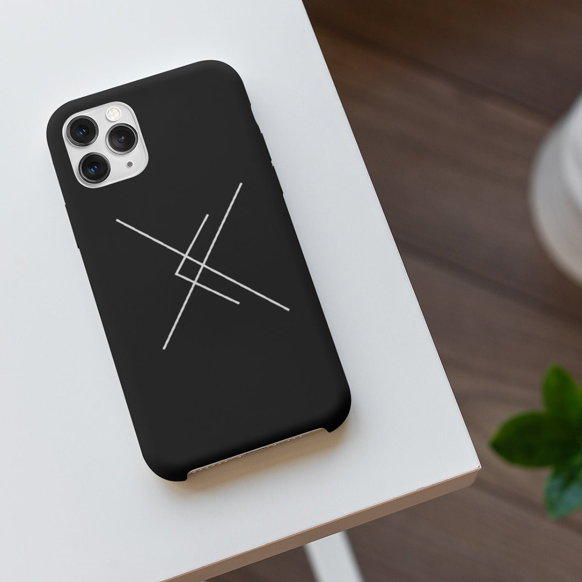 FOUR EDITORS - Phone Case